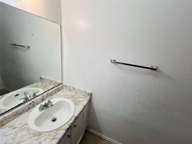 3912 Crayrich Cir unit 305, Orlando, FL 32839 - photo 5