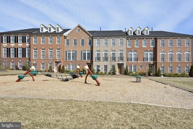 82 Sharpstead Ln, Gaithersburg, MD 20878 - photo 4