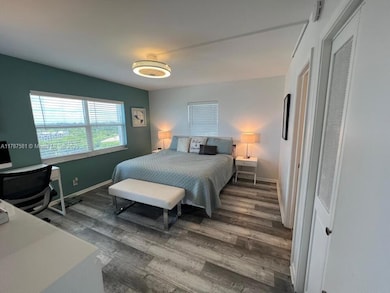 Leisure Towers unit 907, Pompano Beach, FL 33062 - photo 5