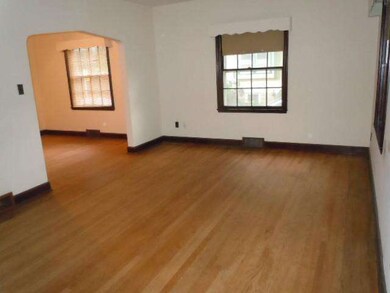 405 Findlay Rd, Woodville, OH 43469 - photo 4