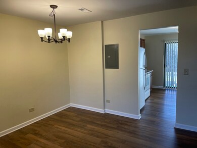 1495 Georgia Ct unit 105, Naperville, IL 60540 - photo 4