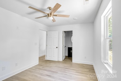 1309 Old Charlotte Rd, Statesville, NC 28677 - photo 3