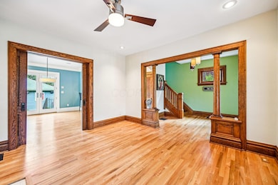 6-web-or-mls-E Tulane Rd-0705-006