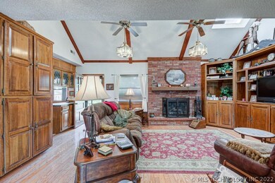 2600 Williamsburg St, Bartlesville, OK 74006 - photo 7