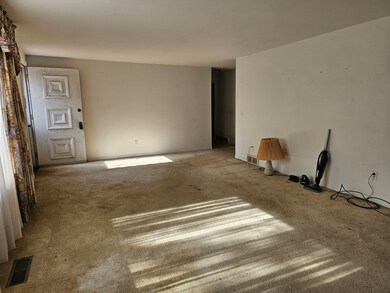 10 June Ave, Webster, MA 01570 - photo 6