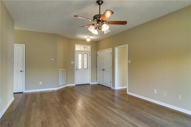 315 Shelby Cir, Shelbyville, TN 37160 - photo 5