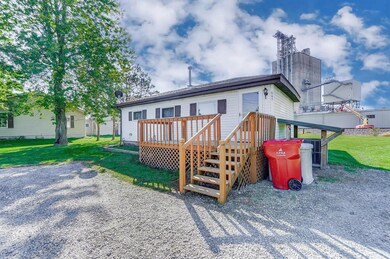 605 W Harrison St, Mentone, IN 46539 - photo 3