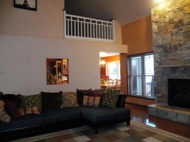 697 Davis Ct, Crown Point, IN 46307 - photo 5