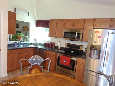 10625 Cobblestone Dr, Spotsylvania, VA 22553 - photo 4