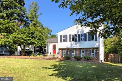 2322 Archdale Rd, Reston, VA 20191 - photo 2