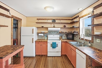 7B Raceway Rd, Jericho, VT 05465 - photo 2