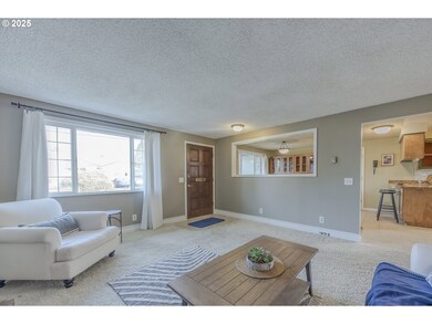 548 16th St, Springfield, OR 97477 - photo 7