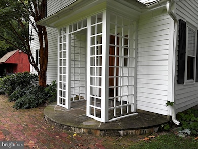 410 Wharf Rd unit RIVER COTTAGE, Bensalem, PA 19020 - photo 5