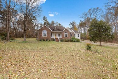 5909 Harvester Dr, Greensboro, NC 27406 - photo 3