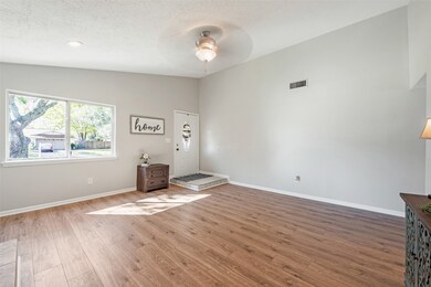 16907 Hibiscus Ln, Friendswood, TX 77546 - photo 6