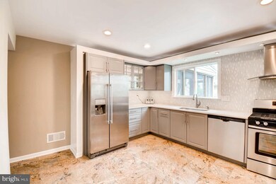 427 Deacon Brook Cir, Reisterstown, MD 21136 - photo 4