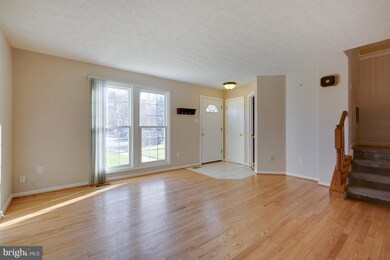 7986 Brightmeadow Ct, Ellicott City, MD 21043 - photo 4