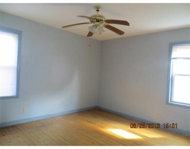 14 York St, Fall River, MA 02721 - photo 5