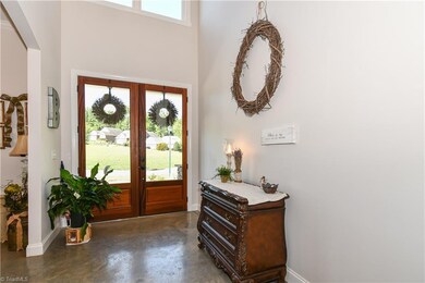2576 High Meadow Dr, Asheboro, NC 27205 - photo 3