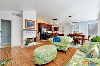 8240 Summerset Dr, Anchorage, AK 99518 - photo 5