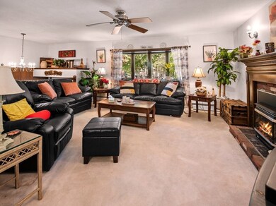 118 Bumble Bee Cir, Shrewsbury, MA 01545 - photo 6