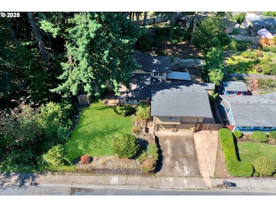 947 S R St, Cottage Grove, OR 97424 - photo 2