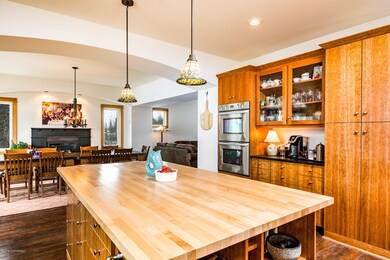 Kitchen-Dining-L