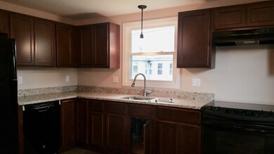 44 Melvin St, Chicopee, MA 01013 - photo 4