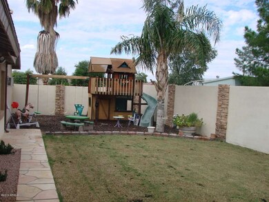 Great yard, play area can stay