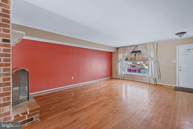 3921 Gatehouse Ln, Skippack, PA 19474 - photo 3