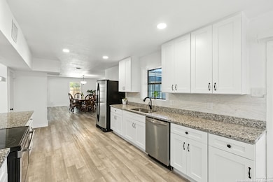 8265 Utopia Blvd, Selma, TX 78154 - photo 4