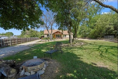 328 Silver Ln, Azle, TX 76020 - photo 3