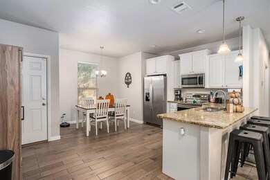 202 Gatrix Ave, Cleburne, TX 76033 - photo 7