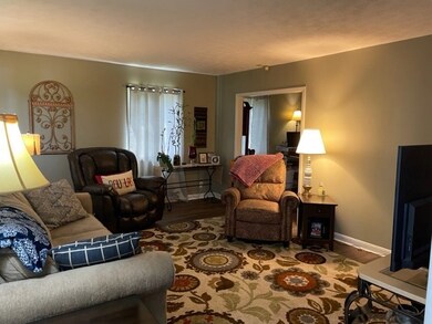 710 Forest Cir, Douglas, GA 31533 - photo 4