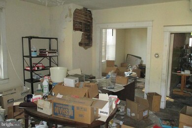 4001 Garrison Blvd, Baltimore, MD 21215 - photo 3