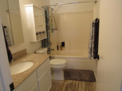 11532 E Camino st #3 010