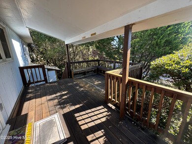 102 Lawrence St, Emerald Isle, NC 28594 - photo 6