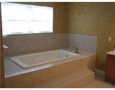 Master Bath/Spa.