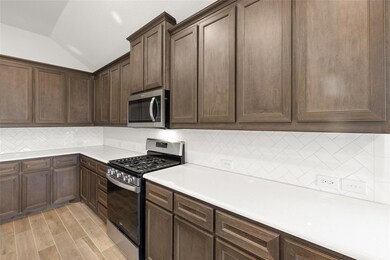 7856 Barley Field St, Joshua, TX 76058 - photo 6