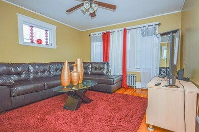 644 Hyde Park Ave unit 1R, Roslindale, MA 02131 - photo 4
