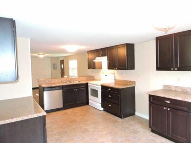 189 Walker St, Manchester, TN 37355 - photo 5