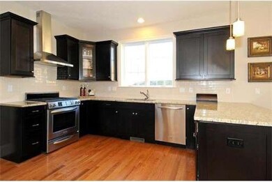 1 Hamilton Cir unit 8A, Shrewsbury, MA 01545 - photo 4