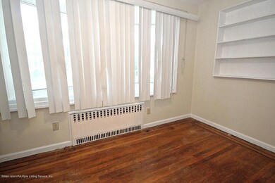 118 Bache Ave, Staten Island, NY 10306 - photo 4