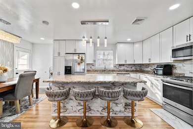 410 Lewistown Rd, Springfield, NJ 08022 - photo 2