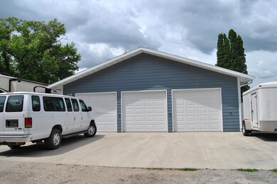 T_3StGarage<|><|>