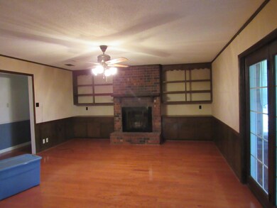 chateau family room