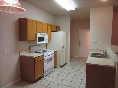 2847 Southampton Way unit A, Round Rock, TX 78664 - photo 6