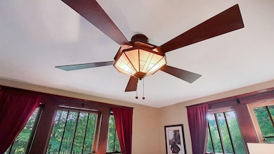 127 Pleasant St, Cavendish, VT 05142 - photo 5