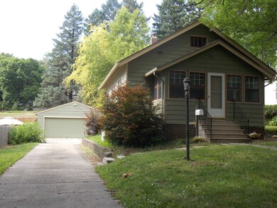 2 Car Garage