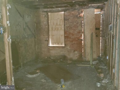 323 Furrow St, Baltimore, MD 21223 - photo 5